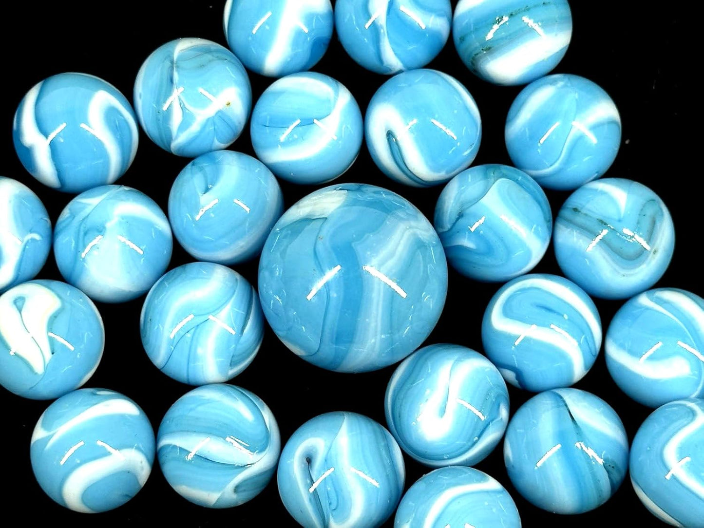 25 Glass Marbles AIR Blue/White Game Pack Shooter Swirl