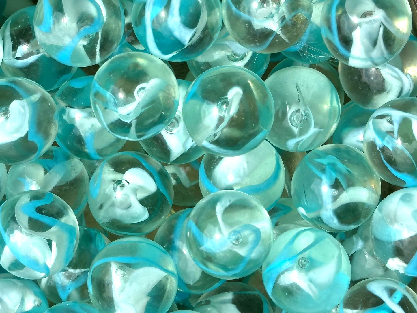 (Lot of 10)ARCTIC Clear Blue Swirl Glass Marbles 22mm (7/8 inch) SHOOTER Taw Lot