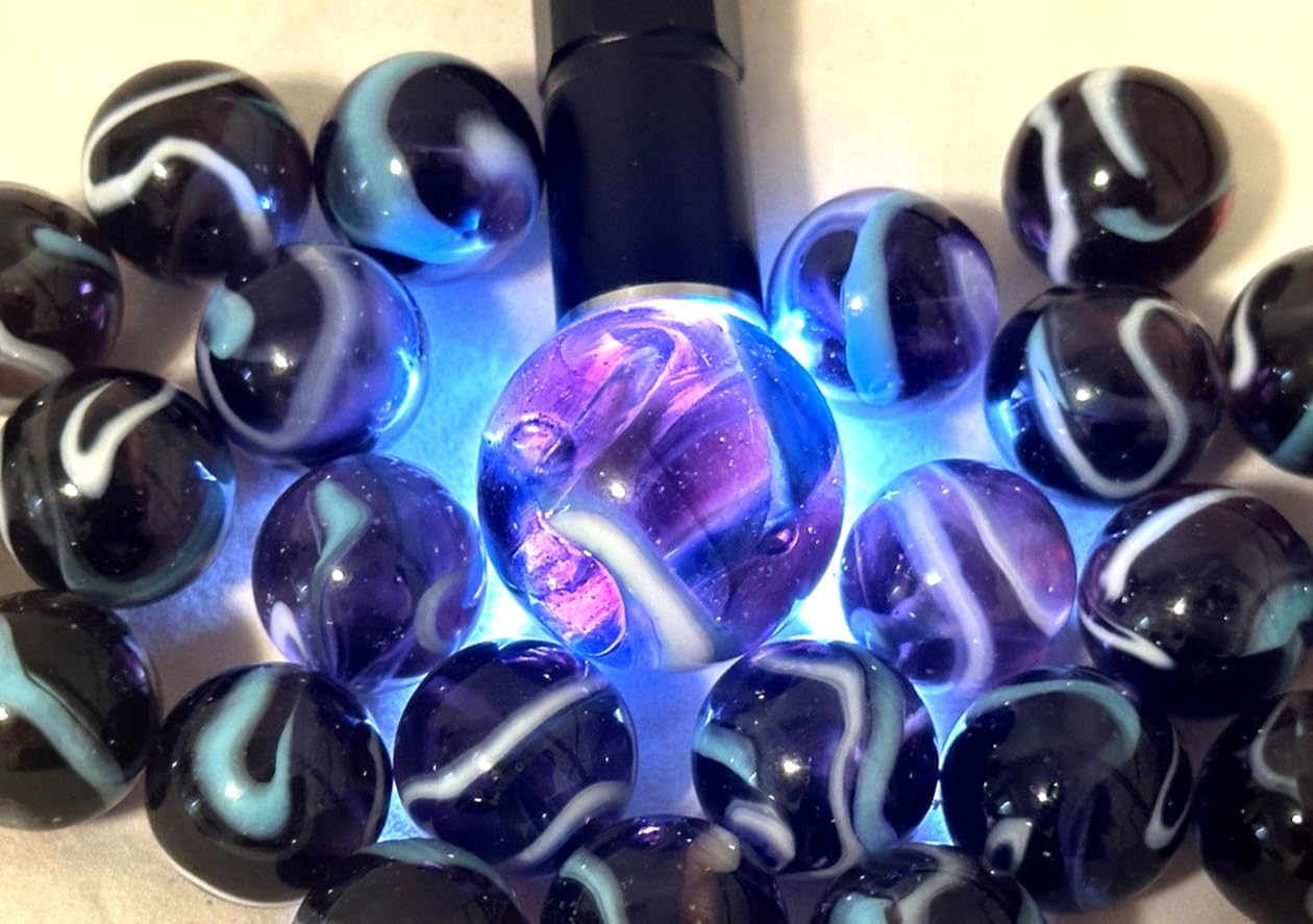 25 Glass Marbles ASTRONAUT Purple/Blue game vtg style Shooter Taws Mib Swirl