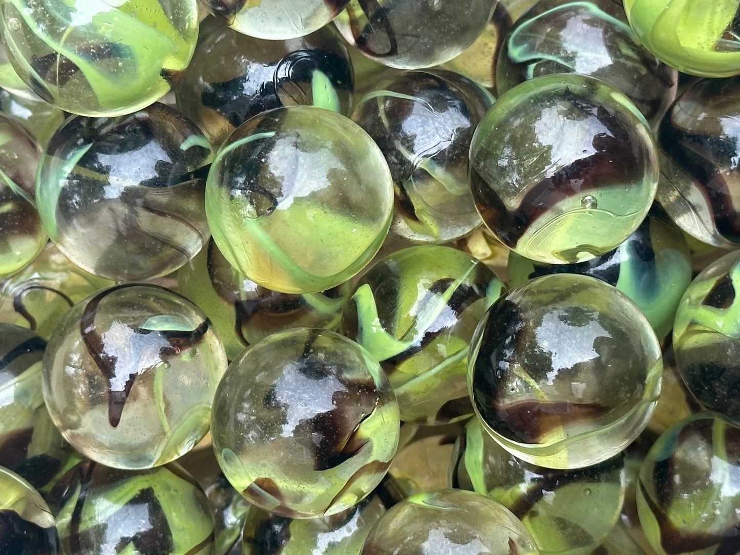 Lot of 5 COMMANDO Clear/Green/Brown Glass Marbles 25mm (1 inch) SHOOTER Taw