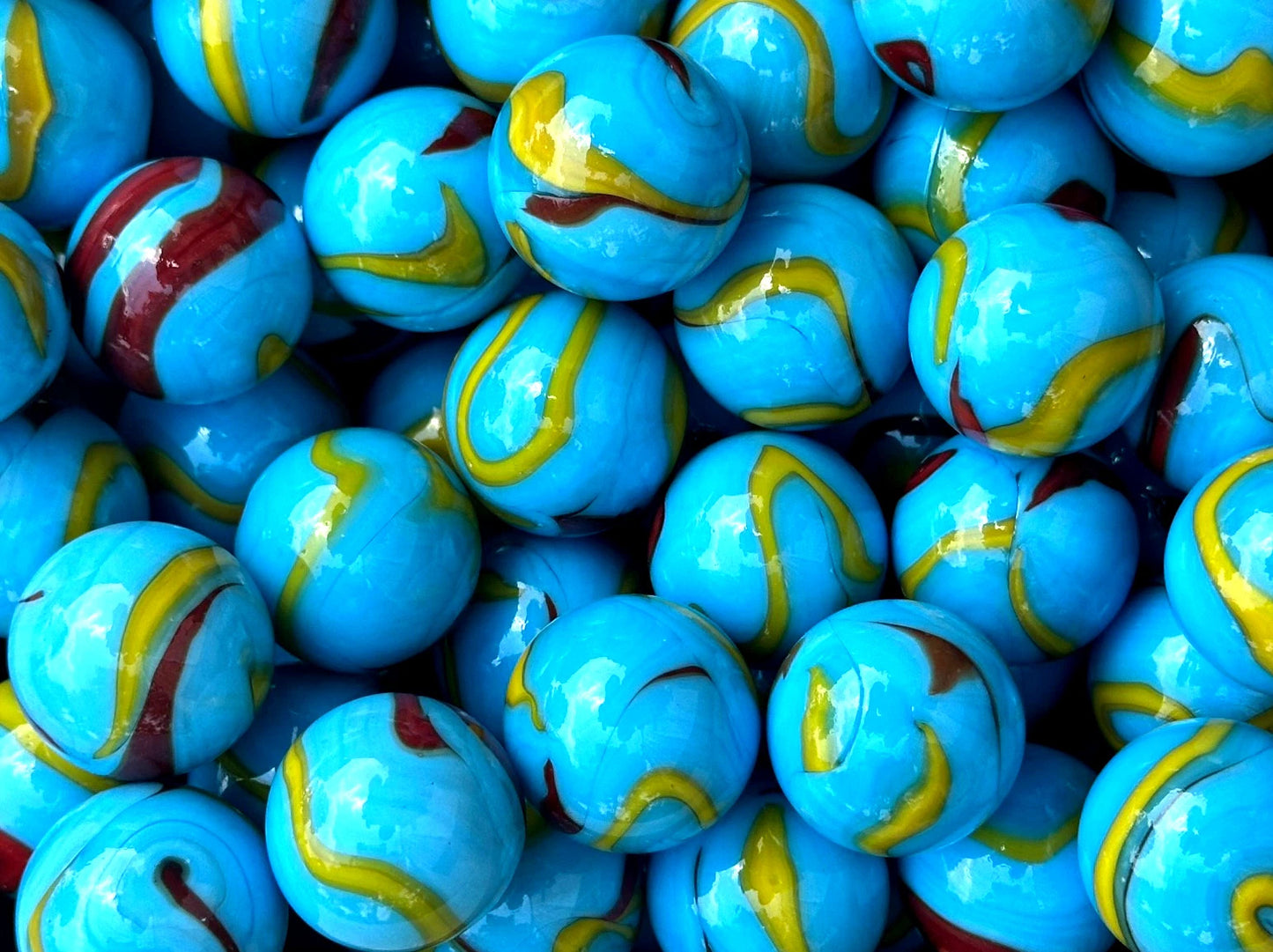 (Lot of 10) SERPENT Blue/Yellow/Red Swirl Glass Marbles 22mm (7/8 inch) SHOOTER Taw Lot