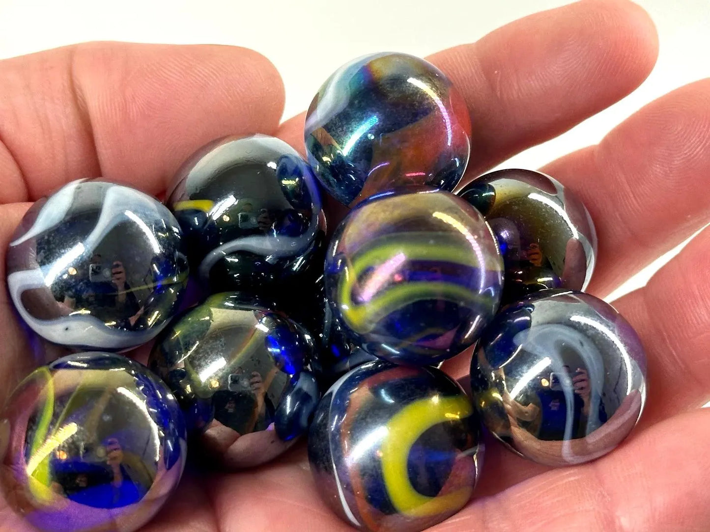 (Lot of 5) SNORKLE Blue/Yellow Iridescent Glass Marbles 22mm (7/8 inch) SHOOTER Taw Lot
