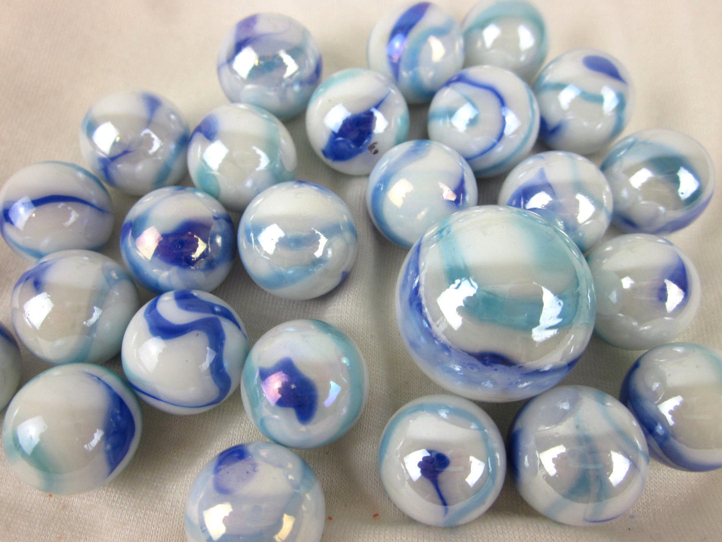25-tiger-shark-glass-marbles