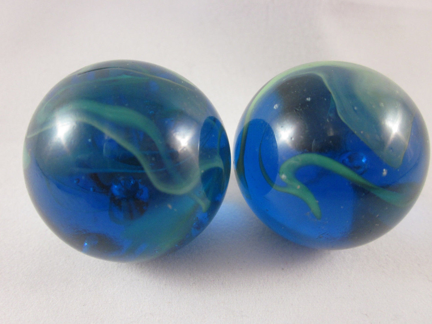 2 BOULDERS 35mm SEA TURTLE Glass Marbles