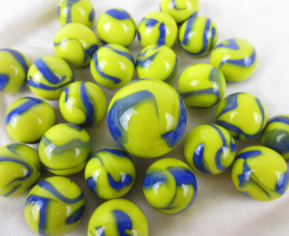 25 Marbles BLUE TANG Blue Stripes Yellow Glass game pack Shooter