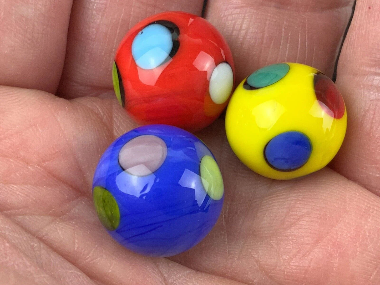 3 DOODLES 16mm Handmade Art Glass Blue Red Yellow Spots/Dots Marbles