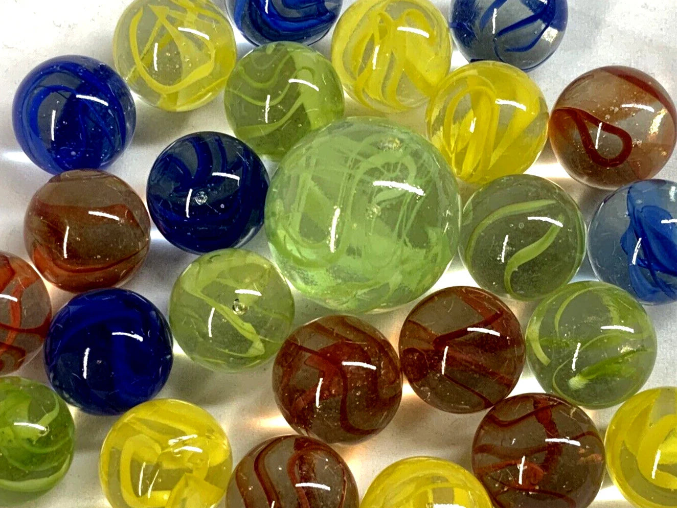 25 Glass Marbles Spiral Galaxy Confetti Spaghetti Cat Eye Red/Yellow/Blue/Green Cats Eyes Pack Shooter