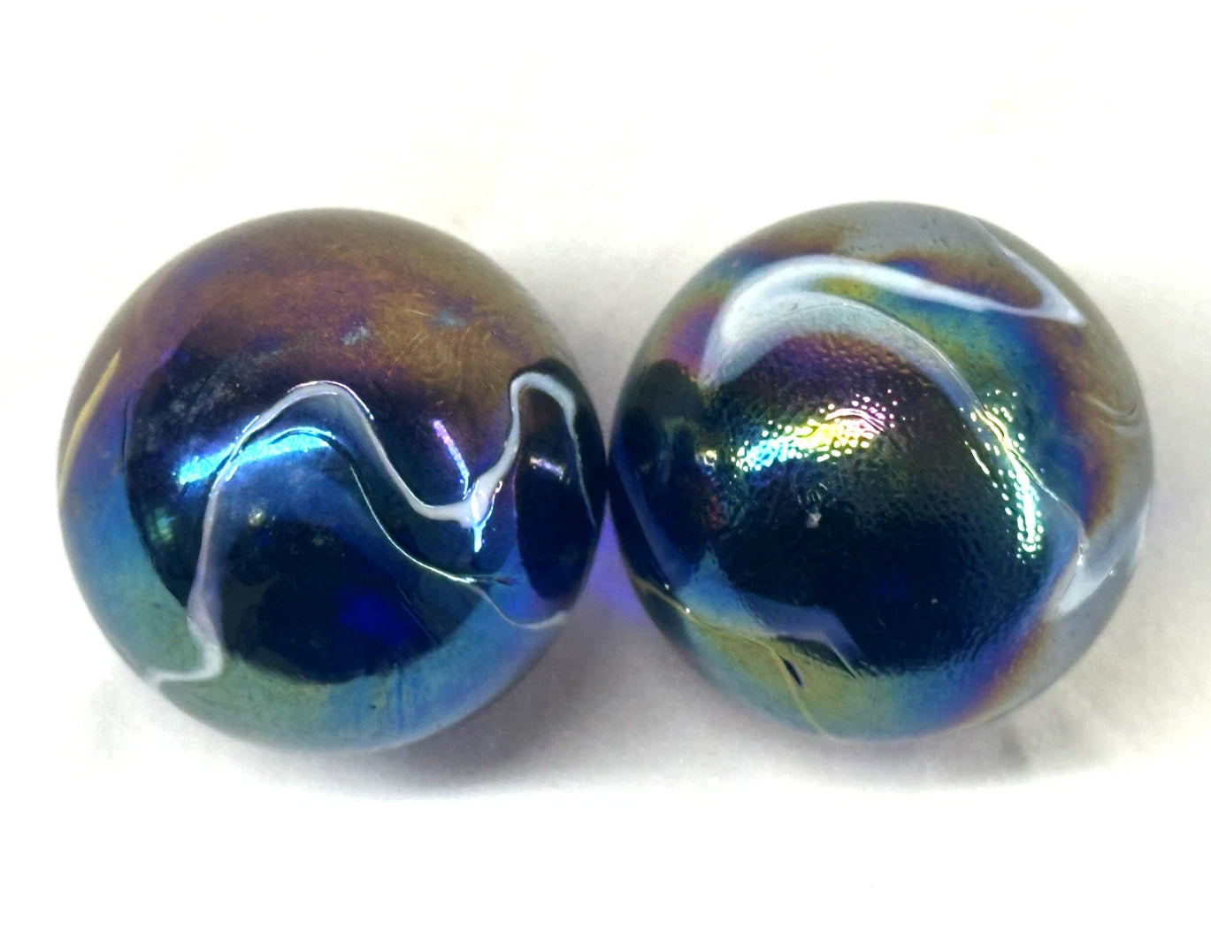 2 BOULDERS 35mm SNORKLE Glass Marbles