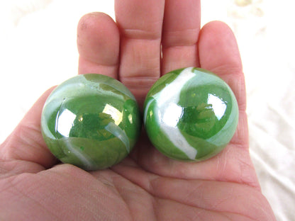 2-boulders-42mm-1-5-8-fungus-marbles-glass-ball-green-white-iridescent-large-swirl-copy