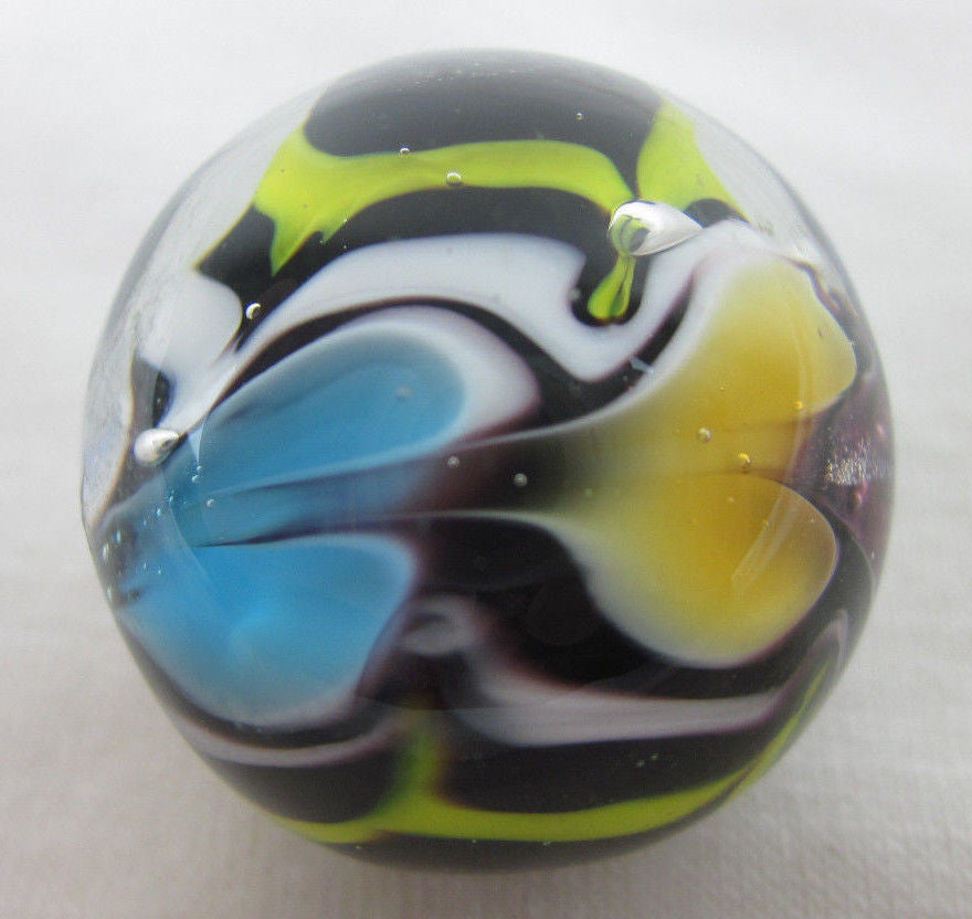 25-beluga-glass-marbles