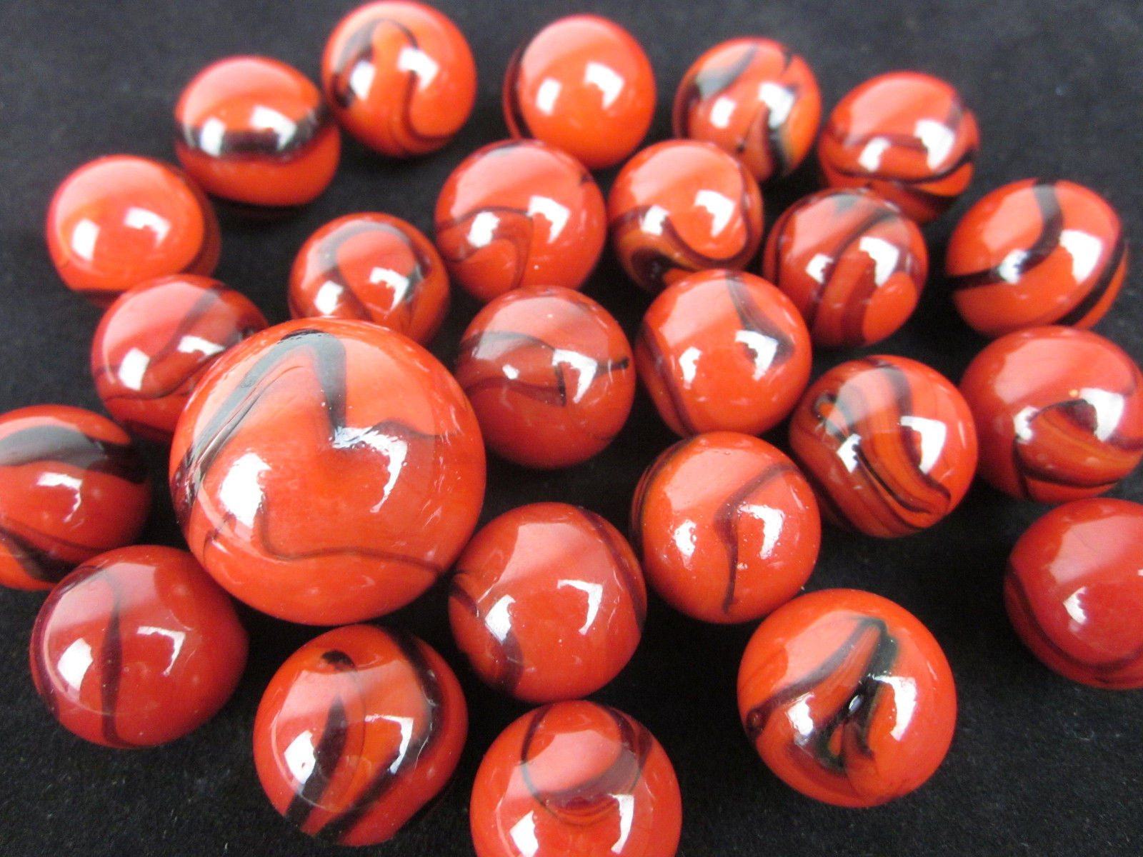 25-lady-bug-glass-marbles