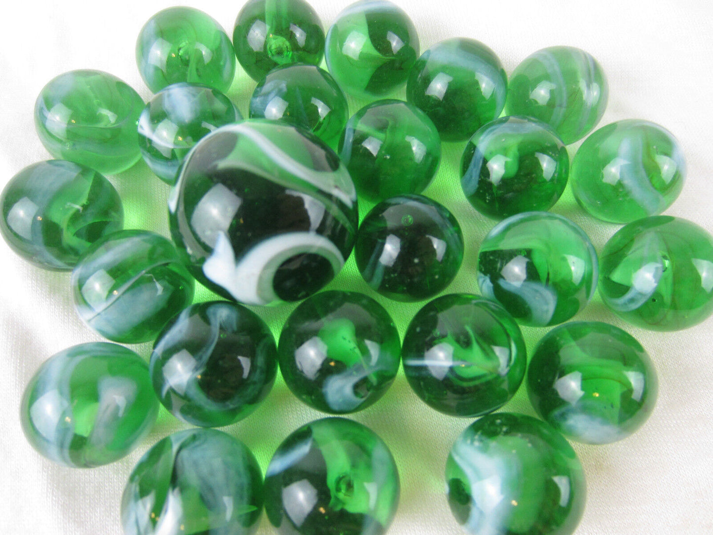 big-game-toys-25pc-enchanted-forest-glass-marbles