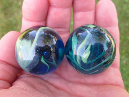 Big Game Toys 2pc Sea Turtle Glass Marbles